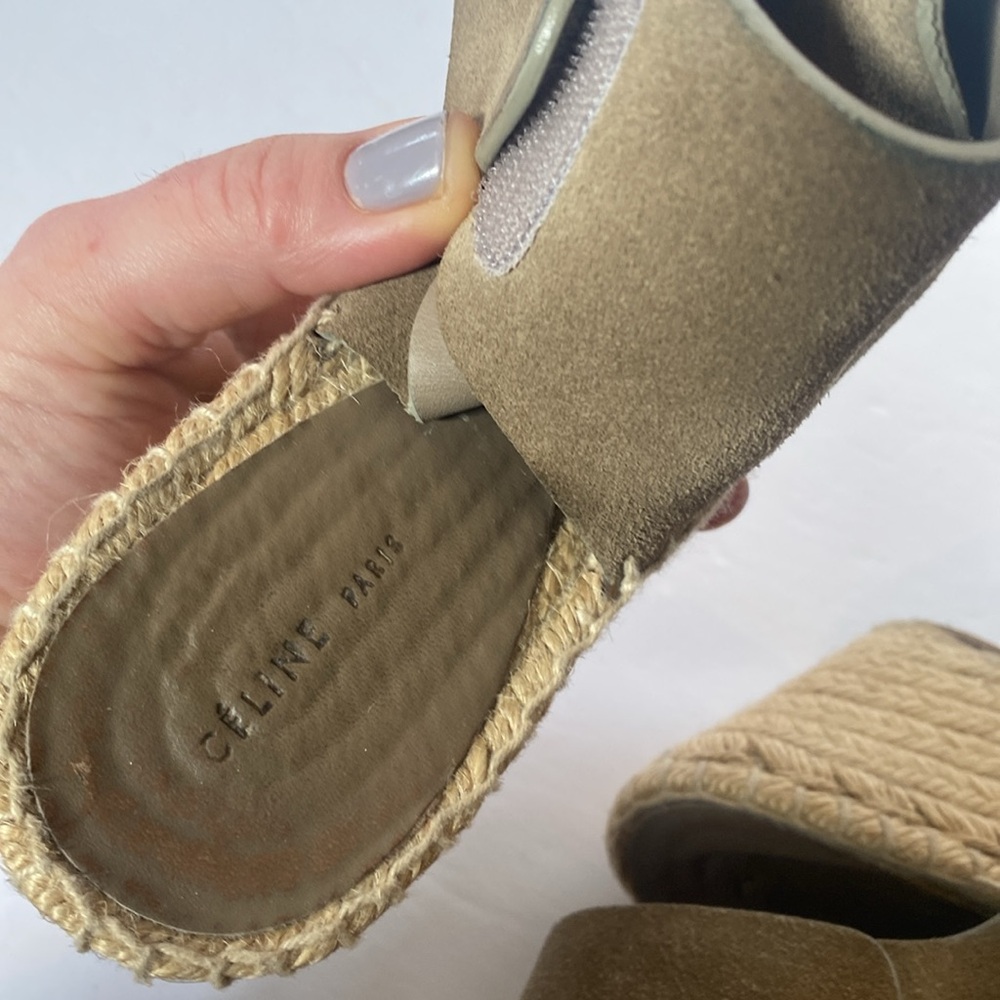 Celine Grey Suede Open Toe Espadrilles
Wedge Sandals Size 37 - Picture 2 of 12
